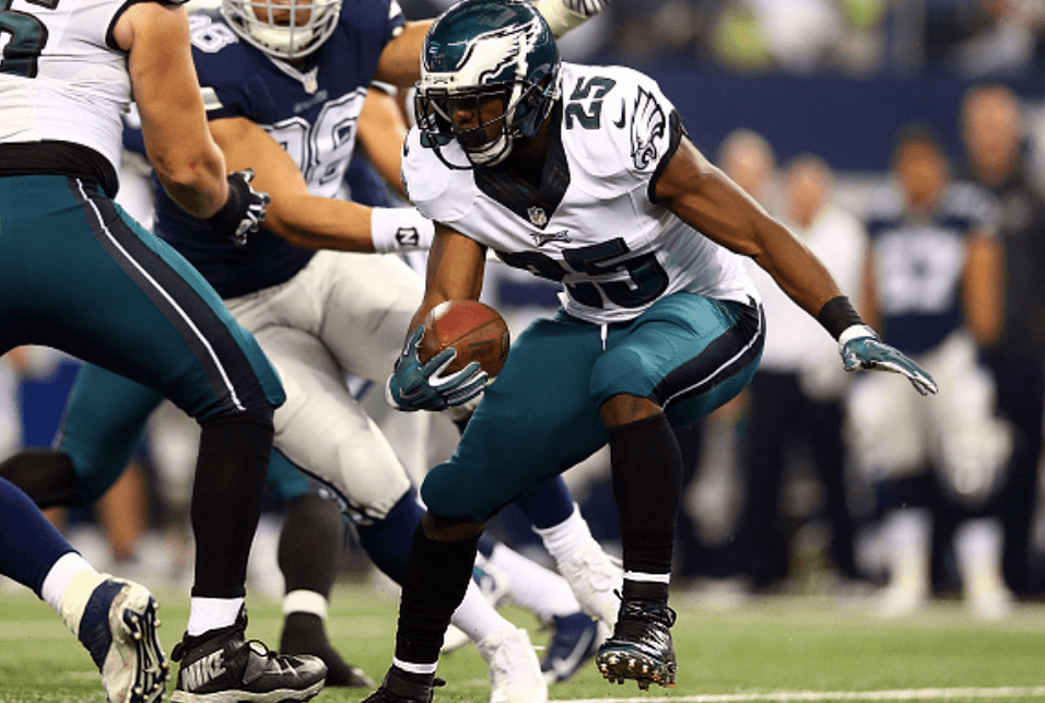 Eagles stuff Cowboys in Thanksgiving feast