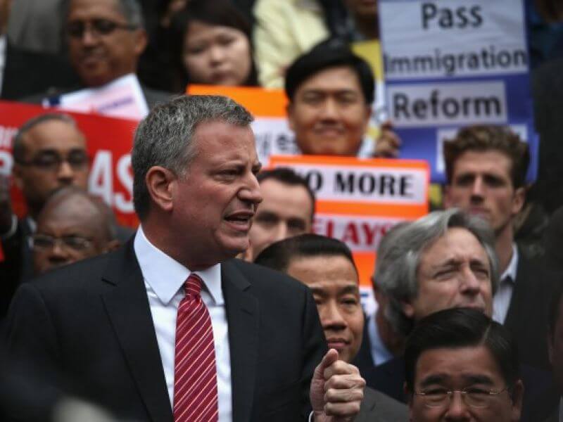 NYC’s de Blasio, Philly’s Nutter sign legal brief backing Obama’s unilateral