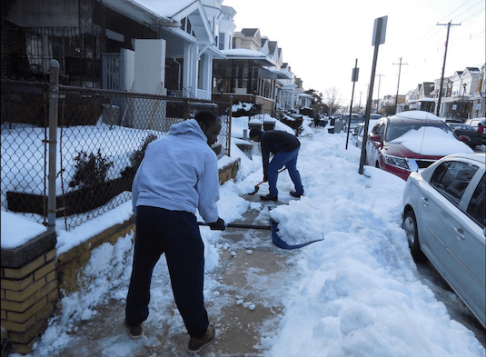 Despite light snowfall, volunteer shovelers to hit the streets