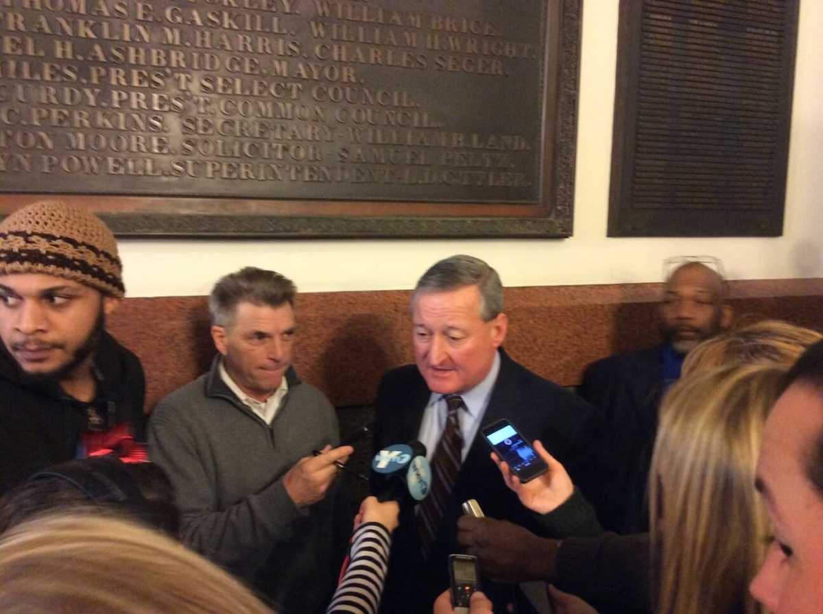 Pomp and ceremony accompany official Kenney 2015 campaign launch