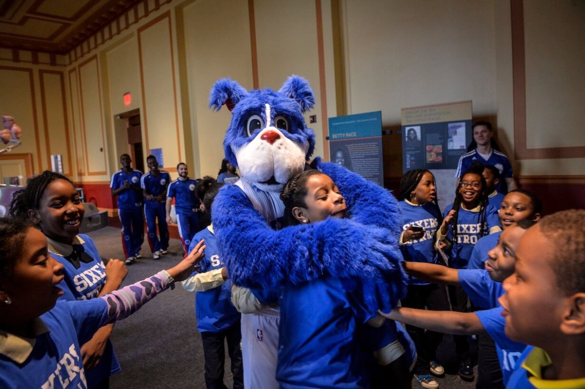 76ers unleash new canine mascot, Franklin