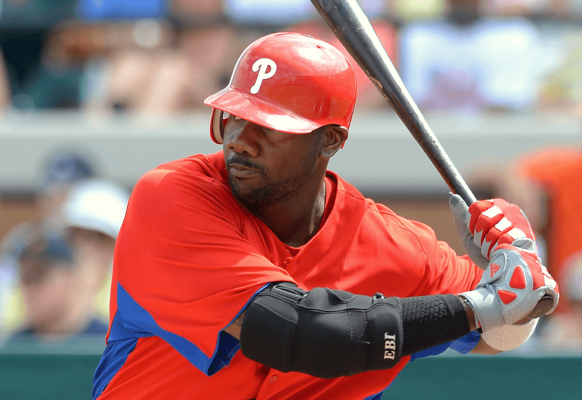 Ryan Howard’s Phillies teammates are glad he’s still with team