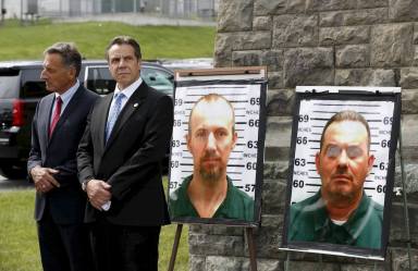 Manhunt for escaped New York inmates expands to Vermont