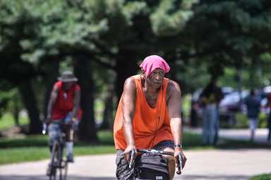 Heat wave leads to early closures at Philly schools