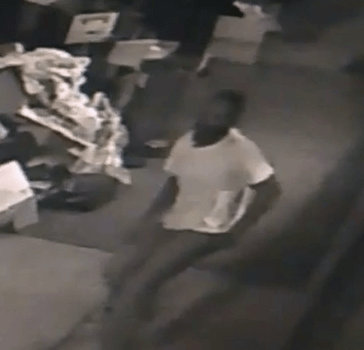 Woman robbed in Queen Village