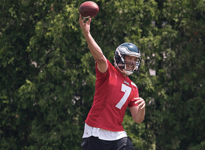 Eagles’ Sam Bradford says the Pope can bless his knee during trip to Philly