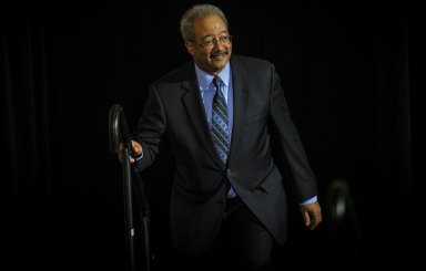 Fattah claims fed charges are illegal and unconstitutional