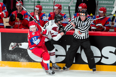 Yevgeni Medvedev could provide major upgrade to Flyers’ defense