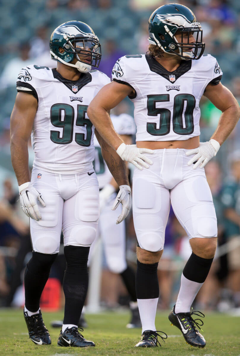 Eagles inside linebackers on the right track as injuries mount