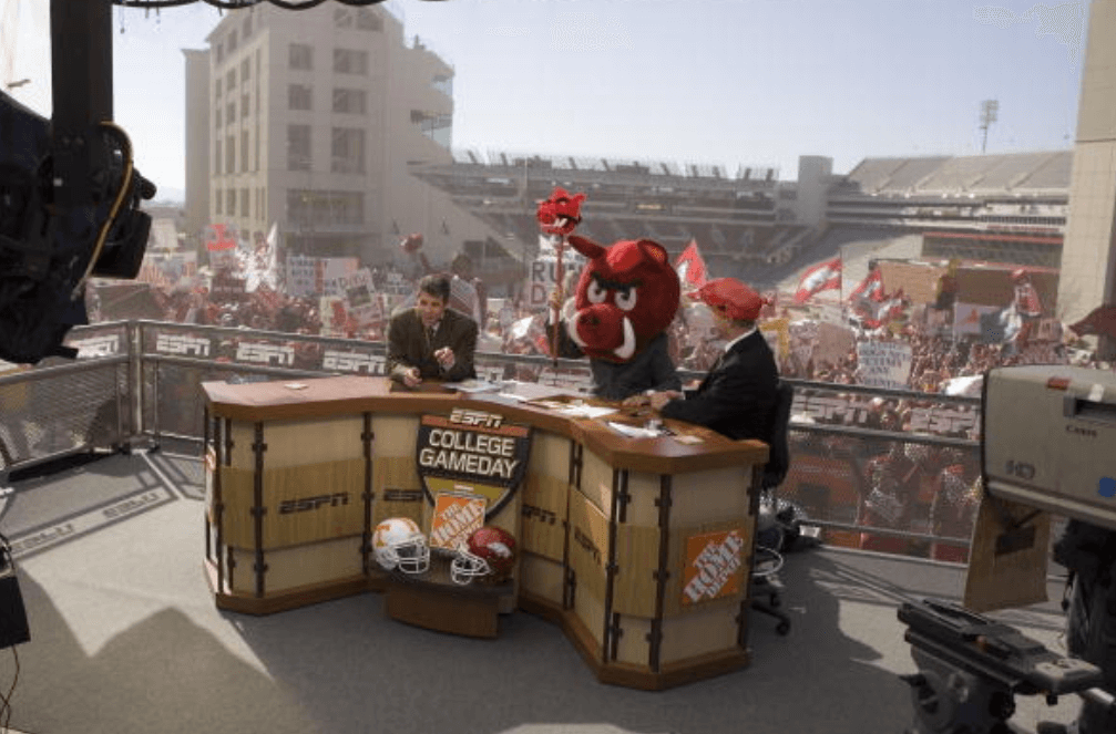Did ESPN make the right choice bringing College GameDay to Independence Hall?