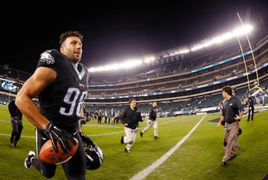 First half evaluations: Eagles offense gets bad marks, defense overachieves