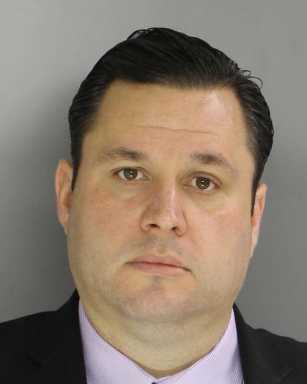 Delco man bilks homeowners out of thousands after hijacking website:DA