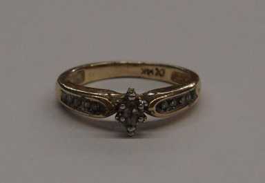 Pa. State Police release jewelry in bid to ID skeleton found in park