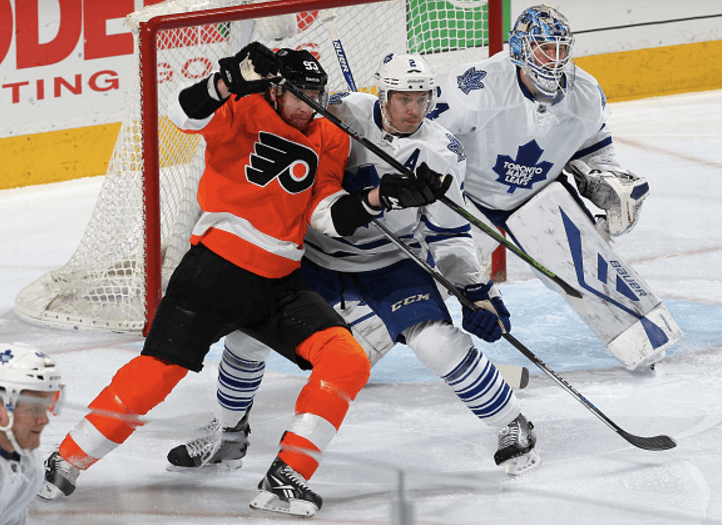 Flyers sloppy, ugly play costs them in loss to Maple Leafs