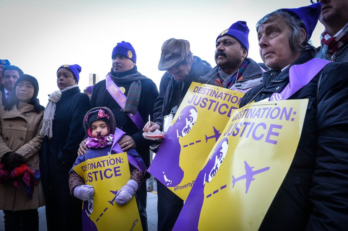Airport workers rally for fair wages
