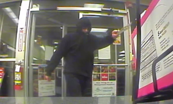 Video shows man robbing Wawa with ridiculously large knife