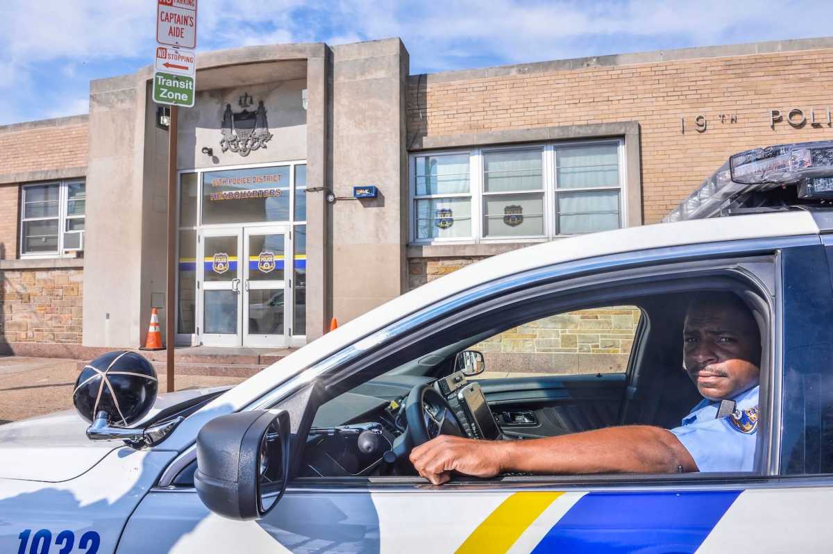 Philly cop hospitalized after West Philly crash