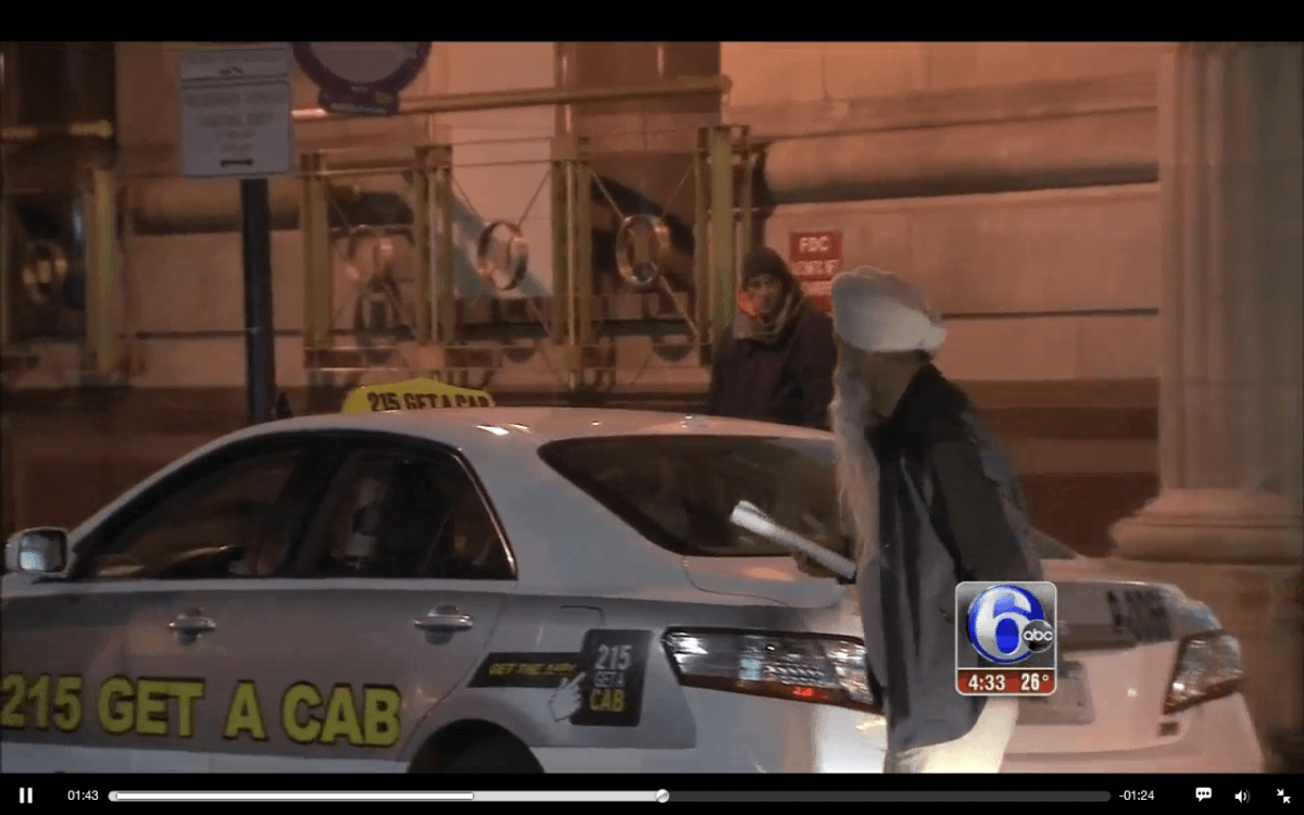 Philly cab driver slashed and robbed