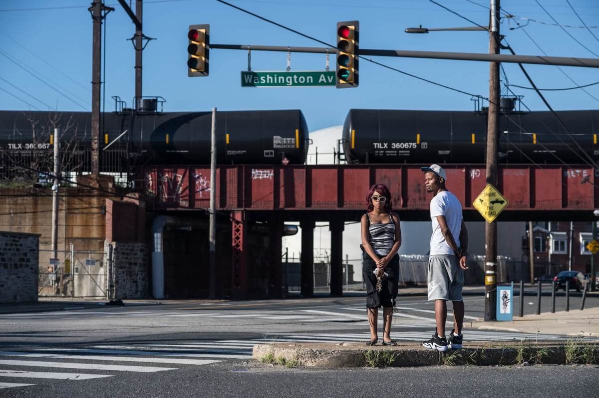 Oil trains pose most risk to minorities, activists say