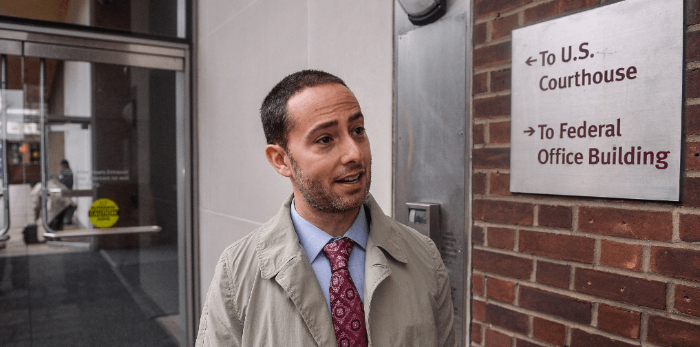 Ex-prison guard gets 30 months for selling OxyContin to inmates