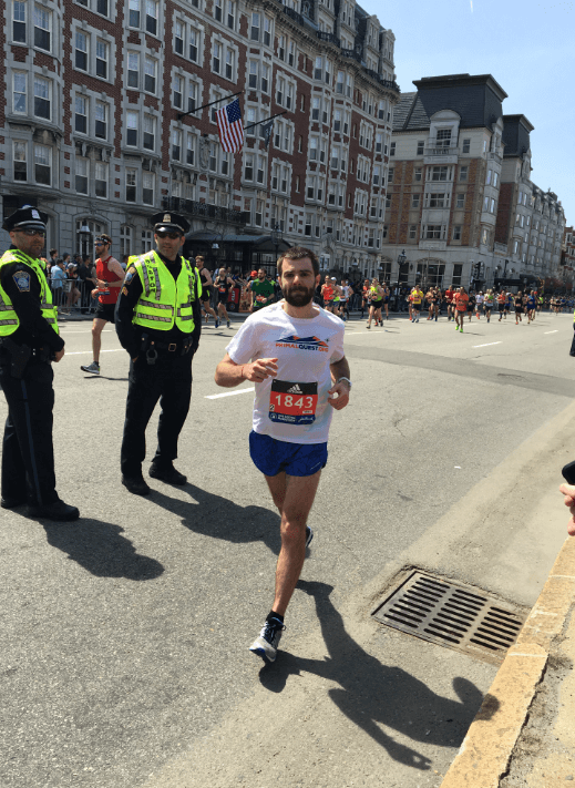 Philly Good Samaritan helps Boston Marathon runner make it to the finish line