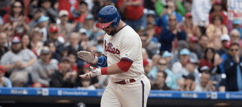 Phillies flex offense, shut out Braves to salvage series finale on getaway