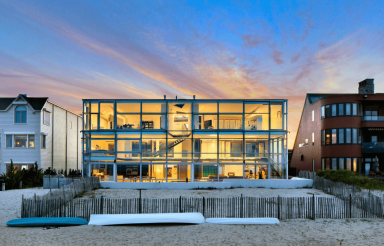Inside Look: 4 swoon-worthy shorefront homes