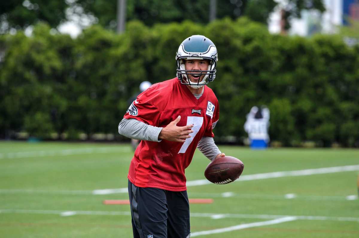 Female Donald Trump, Republican affiliated voters prefer QB Sam Bradford