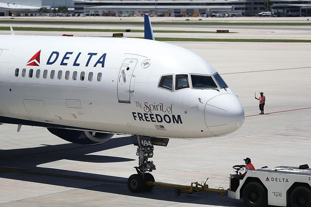 Passenger dies aboard Delta flight to PHL