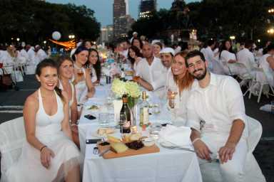 PHOTOS: Diner en Blanc 2016