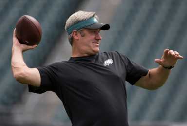 Glen Macnow: Eagles rookie shines again — no, the other one