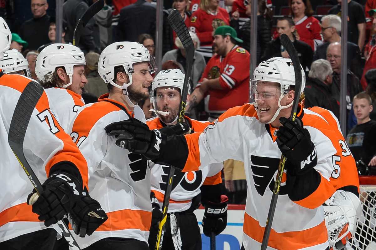 Flyers forwards Scott Laughton, Nick Cousins heading in different directions