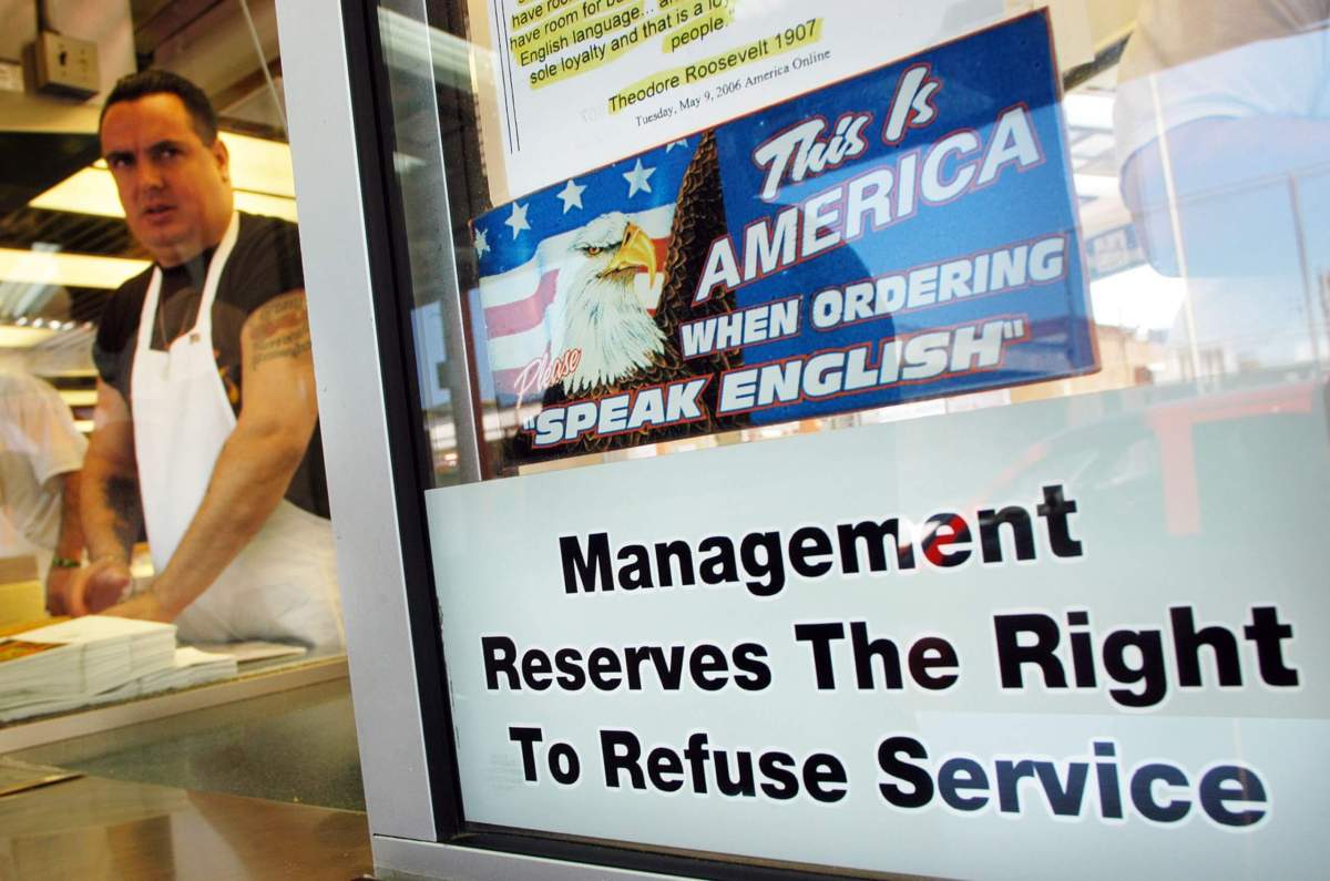 Geno’s Steaks quietly removes controversial ‘speak English’ sign