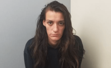 Woman stole wallet of EMT tending to dying boyfriend, police say