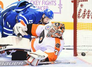 Flyers starting goalie job all Steve Mason’s after Michal Neuvirth’s Injury