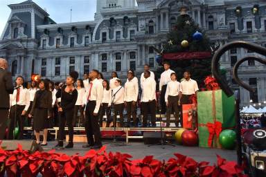 PHOTOS: Christmas Tree Lighting 2016 at City Hall