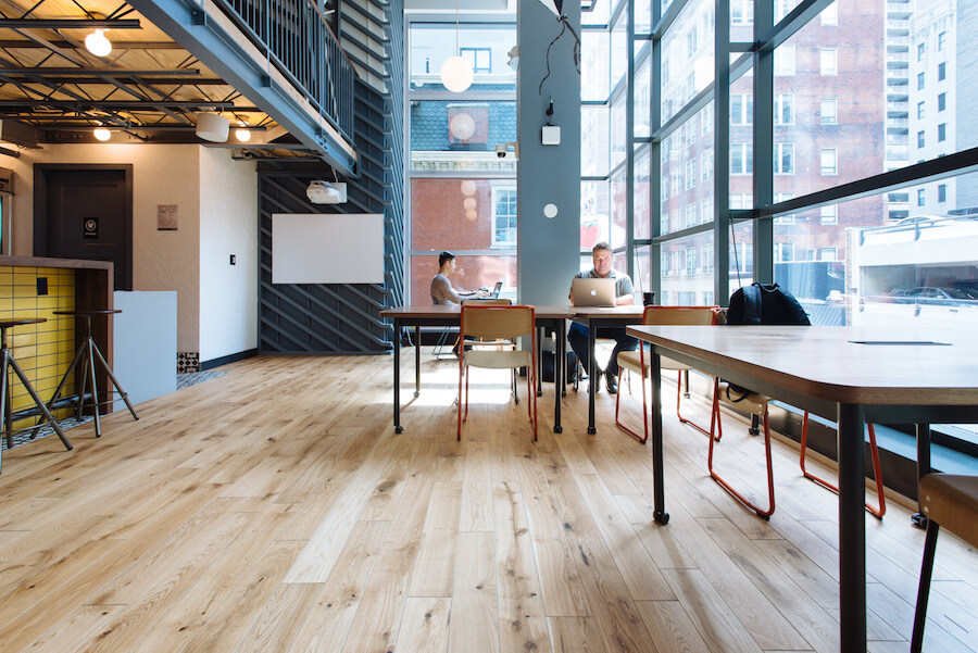 Start-ups, entrepreneurs embrace shared office space concept