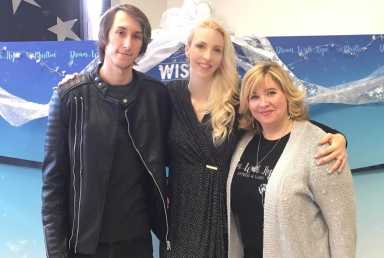 The Wishwall honors ‘Voice’ singer Christina Grimmie