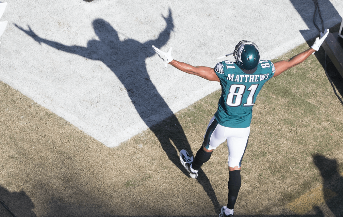 Eagles notebook: Birds trying to find perfect receiver for Carson Wentz