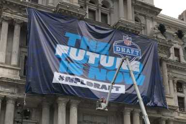 Philly teacher wants union contract dispute to get full airing during