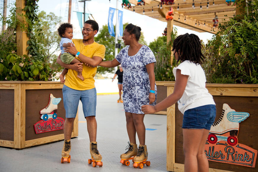 Make the most of summer at Blue Cross RiverRink for Summer Fest | M. Fischetti for Visit Philadelphia