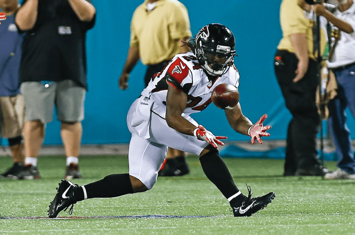 Fantasy football: The latest on injuries that could impact your draft (Devonta Freeman, Leonard Fournette, Andrew Luck)