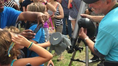 Hundreds view solar eclipse outside the Franklin Institute