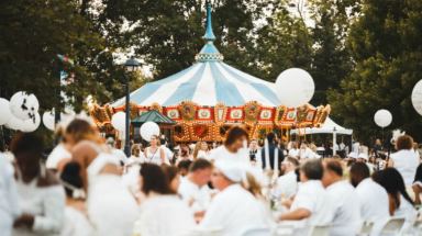 Photos: Diner en Blanc 2017 Philadelphia at Franklin Square | Georgi Anastasov