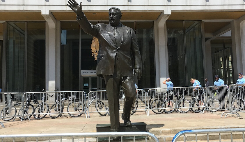 Rizzo statue vandalized again