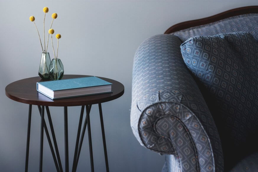 Save money on decorating your space by buying used furniture in Philadelphia. | Kari Shea via Unsplash