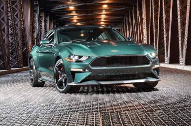 2019-Ford-Mustang-Bullitt-front-side-view-parked