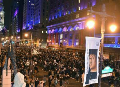 Eagles fans celebrate the big win against the Minnesota Vikings. | HughE Dillon