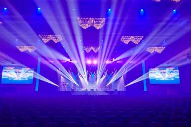Parx Casino debuted their new Xcite Center on Saturday night with a concert by Chicago. | Michael Spain Smith
