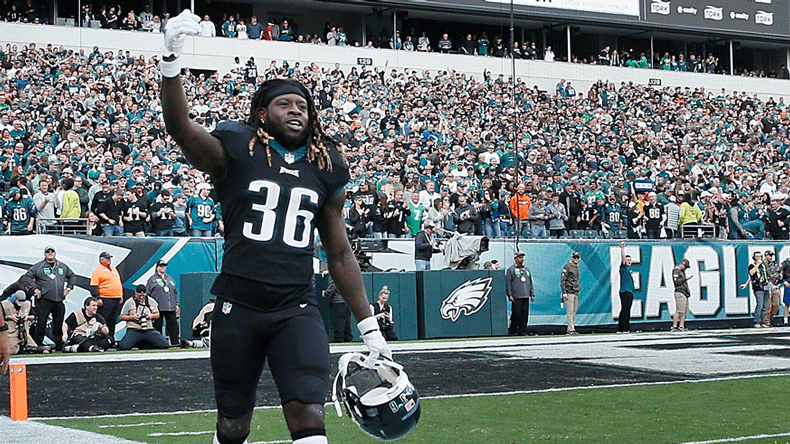 Eagles free agents: Who should stay and who should go?